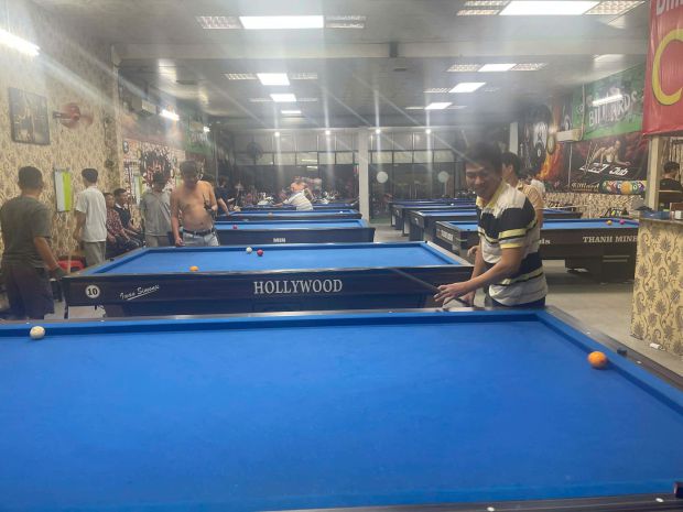 Sang nhượng clb bida có phòng máy lạnh,ngã ba giồng- hóc 7354413