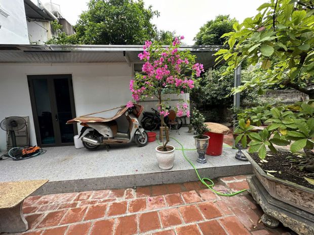 Nhà đẹp - giá tốt - chính chủ bán nhà mặt tiền kinh doanh 7355032