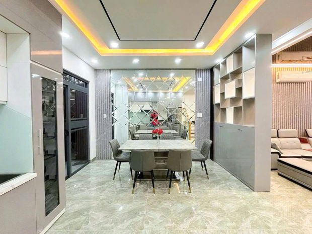 Giảm thêm 400 triệu, nhà phố lung linh, 4 tầng, hẻm xe hơi 7355421