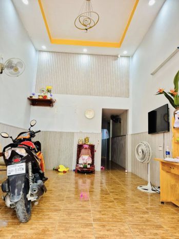 Gần aeon tân phú  xe hơi ngủ nhà  70m²  2 tầng  giá 7356329