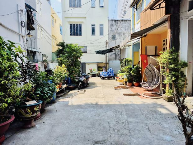 Gần aeon tân phú  xe hơi ngủ nhà  70m²  2 tầng  giá 7356333