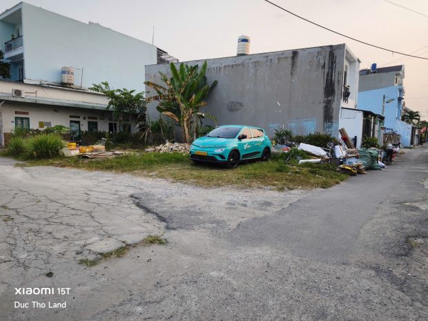 Bán đất lô góc 2 mặt tiền đường thạnh lộc có 1-0-2, ngang 7356457