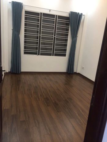 Cho thuê nguyên căn thái hà, ô tô vào nhà, 48m 5t 23tr 7356847