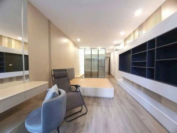 Bán nhà bồ đề 56m 5 tầng cạnh hồ 20m ra ô tô hơn 14 tỷ 7357140