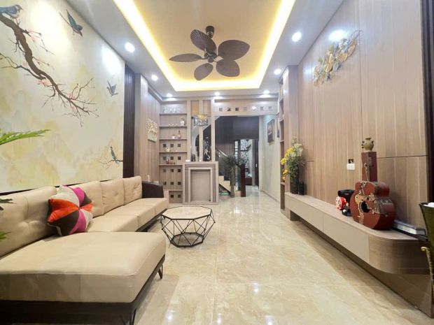 Nguyễn văn cừ , nhà đẹp ở ngay , full nội thất ,ngay sát 7357486