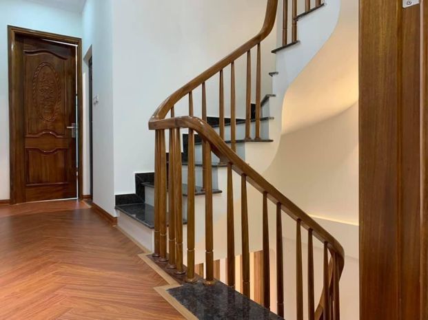 Nhà thạch bàn 5 tầng  giá trị tăng phi mã theo cầu trần 7359726