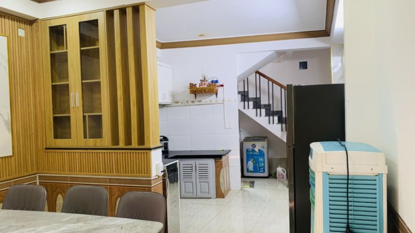 Nhà kiệt điện biên phủ, 76m2, ngang 8m,  2 tầng rộng rãi, 7360689