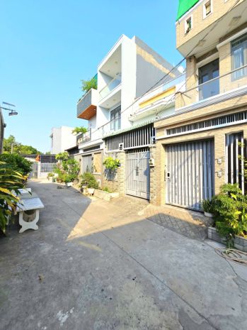 Bán đất đẹp 97m²  2 mt ô tô  gần chợ tăng nhơn phú b 7361066