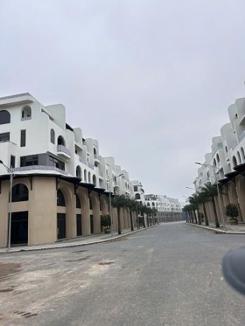 Liền kề vaquarius văn giang  căn xẻ khe  giá cực tốt 7361361