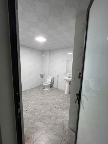 Cho thuê phòng  vị trí đẹp trung tâm phố long tiên, hạ 7362129