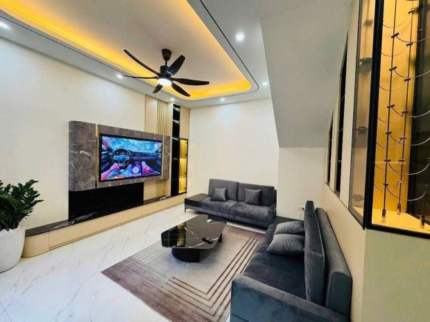 Cần bán  trung tâm long biên ,nguyễn văn cừ  ,nhà mới đẹp 7362354