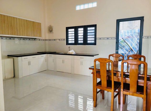 Nhà 2 tầng 110m2 - 3 pn - hẻm ô tô tránh - ô tô vào tận bếp 7362807