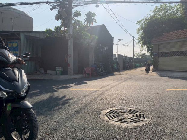 Ban đât đương 6m diên tich 5x20m gia 6,3 ty đương 7363000