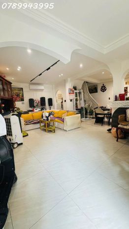 Lê văn sỹ - nhà mới ở ngay - ngang khủng gần 8m - hẻm ba 7363765