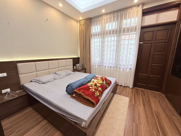 Bán nhà phố giang văn minh 38m 5 tầng mặt tiền 3,5m 12 tỷ 7365154