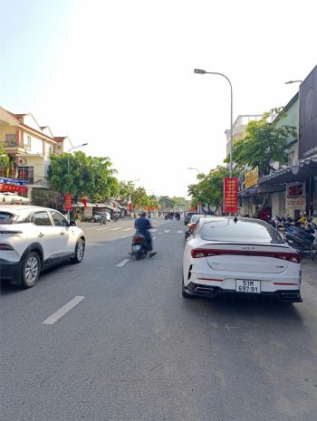 Mặt tiền kinh doanh bờ kênh tham lương siêu sầm uất + hầm 5 7365597