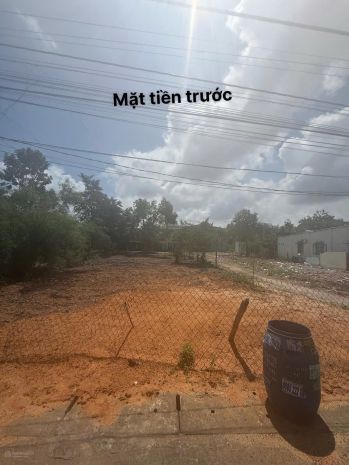 Bán đất 2 mặt tiền  vị trí đẹp gần chợ hoàng gia  tiềm 7367349