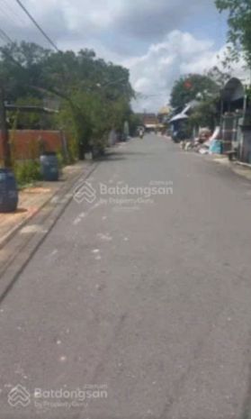 Bán đất 2 mặt tiền  vị trí đẹp gần chợ hoàng gia  tiềm 7367350