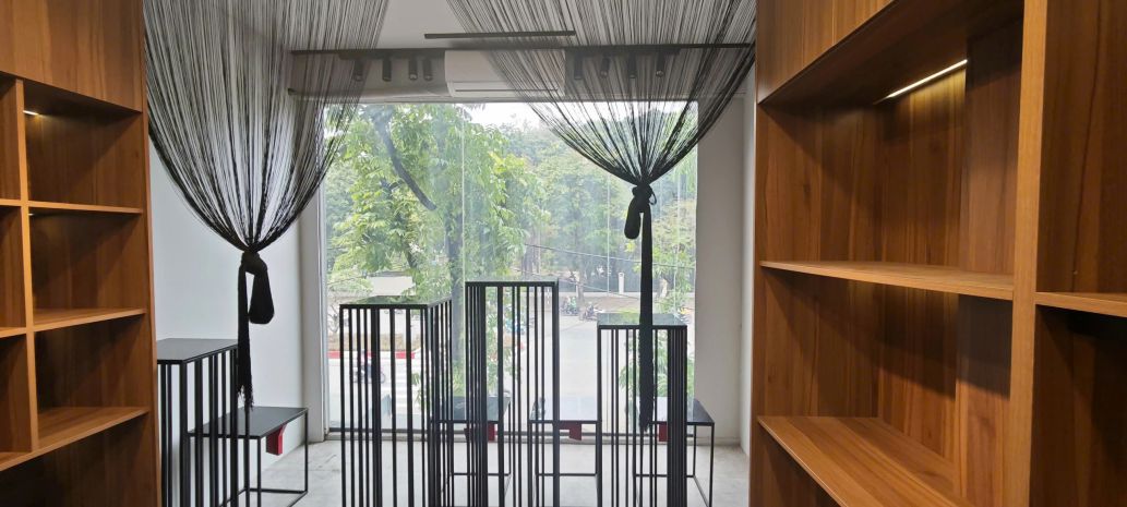 Cho thuê mặt bằng kinh doanh  cực đẹp,  tại phố hoàng quốc 7367554