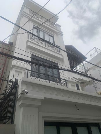 Chdv 13 phòng  hxh đỗ cửa  bùi đình túy, p.12, bình thạnh 7368328