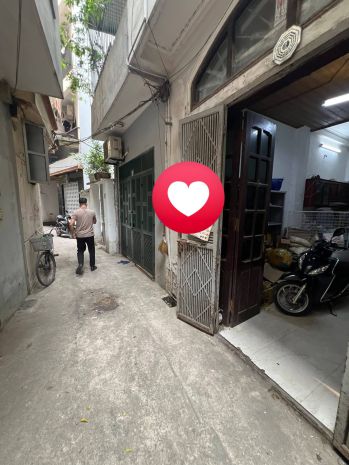 Nguyễn khánh toàn  bán nhà 5tầng  35m²  mt 4m  8.7 tỷ 7368658