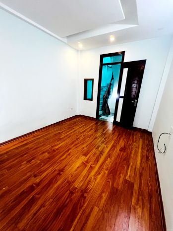 Bán nhà thịnh liệt 30m2. 5 tầng. mặt tiền 3m. giá 8.2 tỷ 7368919