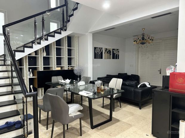 Bán nhà đội cấn ngọc hà, 68m2, mặt tiền 5m, ngõ rộng gần ô 7369576