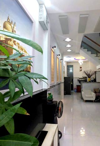 Nhà 3 tầng mới linh trung  58m2 - 4pn  hxh xe tải  gần 7369745