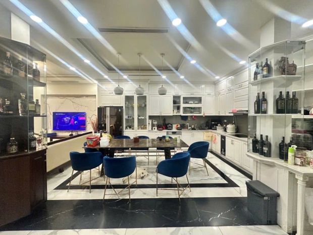 Vip tây hồ phố nguyễn đình thi 95m 4t mt10m 82tỷ  ngõ thông 7369851