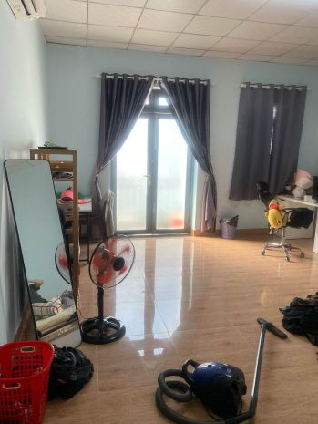 Nhà đẹp 3 tầng gần nguyễn sơn, 77m2 ngang 5m dài 15m, giá 7369958