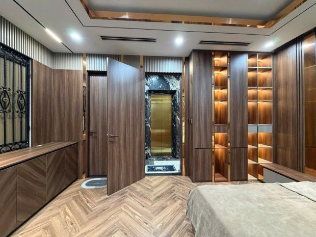 Ngộp phân lô, vỉa hè,oto ngủ trong nhà,thang máy,đức 7369979