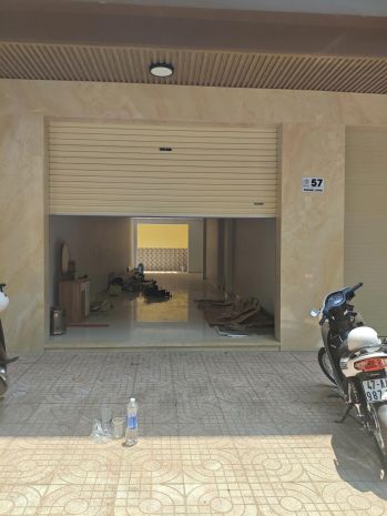 Cho thuê mặt bằng đẹp  vị trí thuận tiện trung tâm buôn ma 7370387