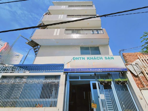 Khách sạn 19 phòng  lợi nhuận ròng 160trth  hxt gần mt 7370531