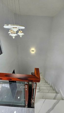 Nhà mới 3 tầng, hẻm thông, giáp quận 7  huỳnh tấn phát, 4 7372206