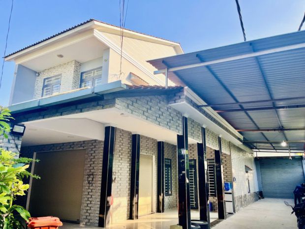 Giảm 1tỷ gấp bán nhà xưởng vị trí đắc địa 50m ra chợ đắc 7372266