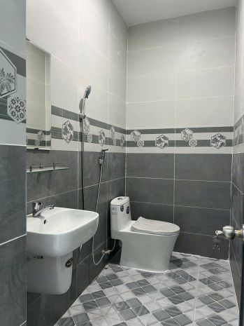 Bán nhà 1 trệt 1 lầu lửng p.biên hòa,đường ô tô thông,gần 7372282