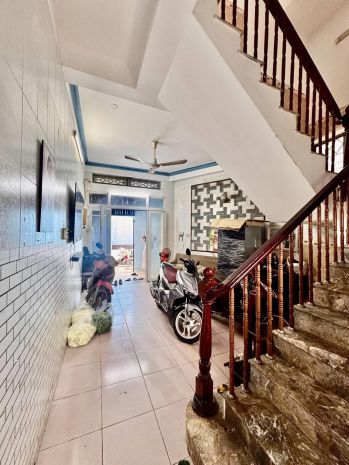 Nhà hxh đường hoàng hoa thám quận bình thạnh phường 7 cũ. 7372390