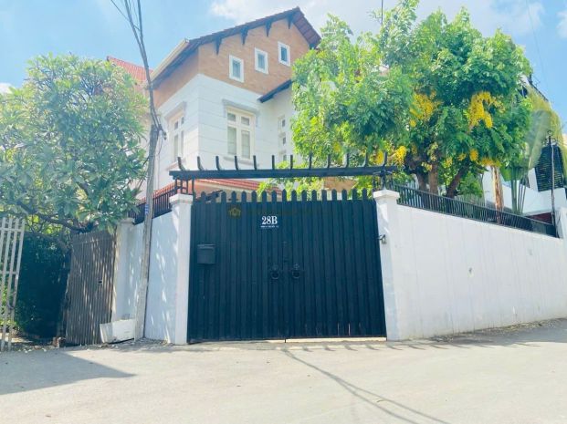 Biệt thự 385m2 thảo điền, góc 2 mặt tiền đường 66-nguyễn 7372523