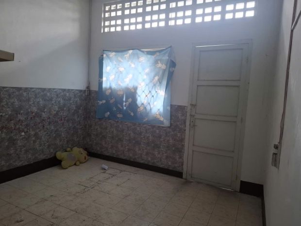 Cho thuê mặt tiền đường hồng bàng 819  phường bình tây. 7373490