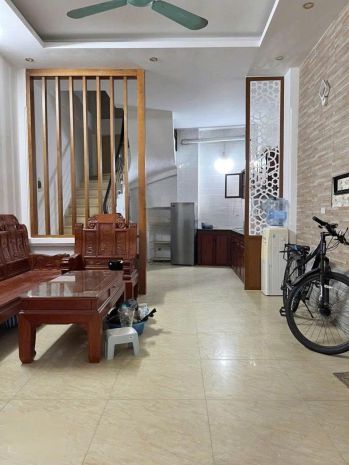Cho thuê nhà ngõ định công thượng,  35m2 x 4 tầng, 9.5 7373846