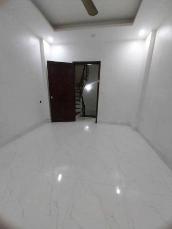 Cho thuê nhà nguyễn lương  bằng, 5 tầng x 30m2, 3 ngủ khép 7373888