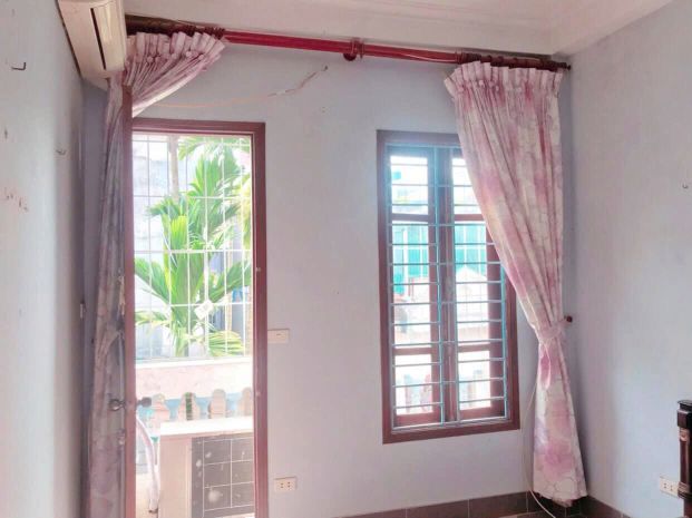 Cho thuê nhà ngõ gốc  đề 4 tầng x 35m2, 9 triệu vào ngay 7373915