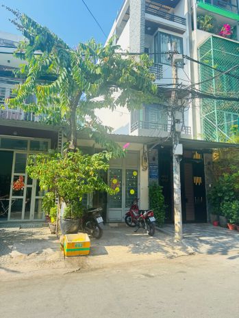 Bán nhà quận 7 đường số 25 p.tân quy, dt 3,5x20m, cấp 4 giá 7374099