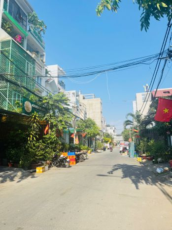 Bán nhà quận 7 đường số 25 p.tân quy, dt 3,5x20m, cấp 4 giá 7374100