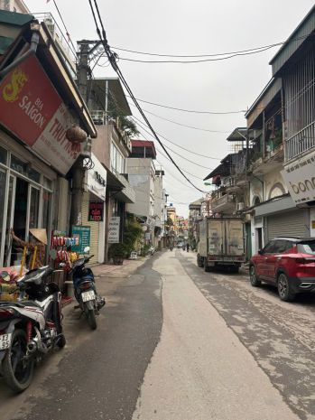 Cấn bán gấp 54m mặt đường tỉnh lộ 422 tân lâp,đan phượng.hà 7374595