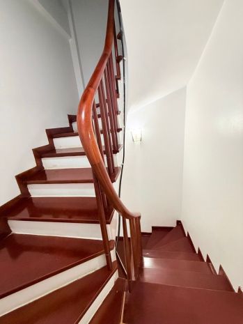 Trần thái tông 34m x6 tầng 10,5 tỷ full nội thất-ngõ thông 7375094