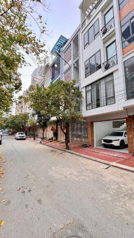 Ngô thì nhậm  50m  5 tầng  ô tô tránh  kinh doanh 7375275