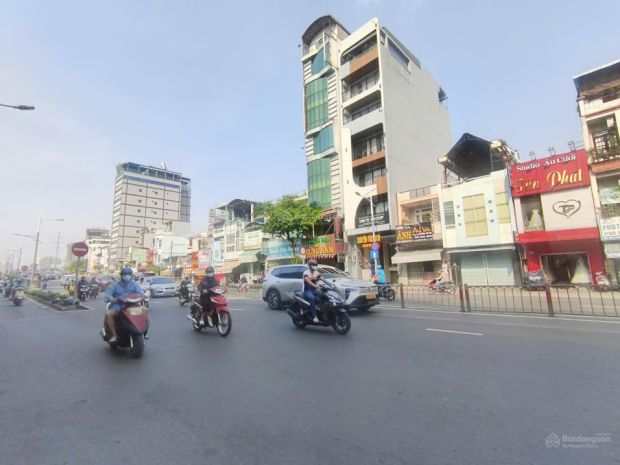 Căn góc quận 8 sát cầu nguyễn văn cừ 4x16 chỉ 8.3 tỷ qua 7375445