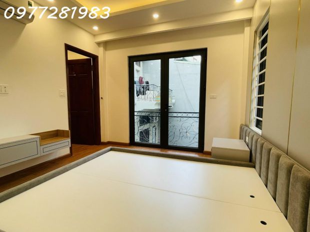 Nhà đẹp di trạch  ở ngay 7375550