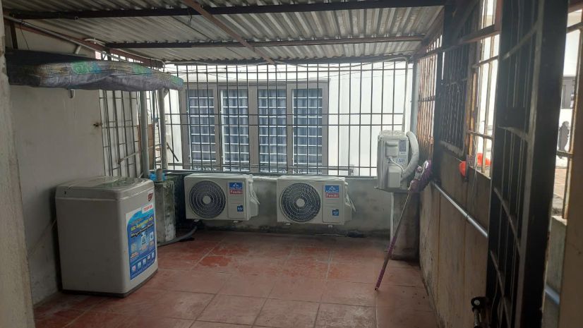 Cho thuê nhà chính chủ 5 tầng ngay đầu ngõ 142 đường kim gia 7377099